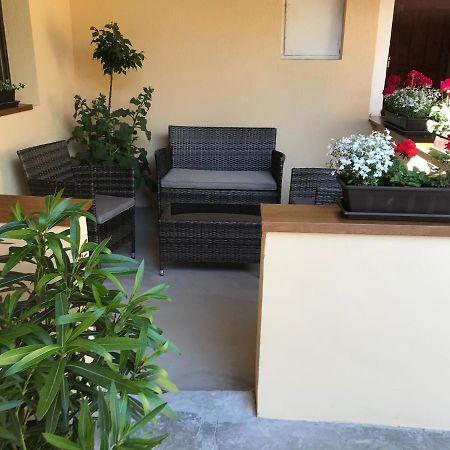 Komfort Apartman 瓦茨 外观 照片